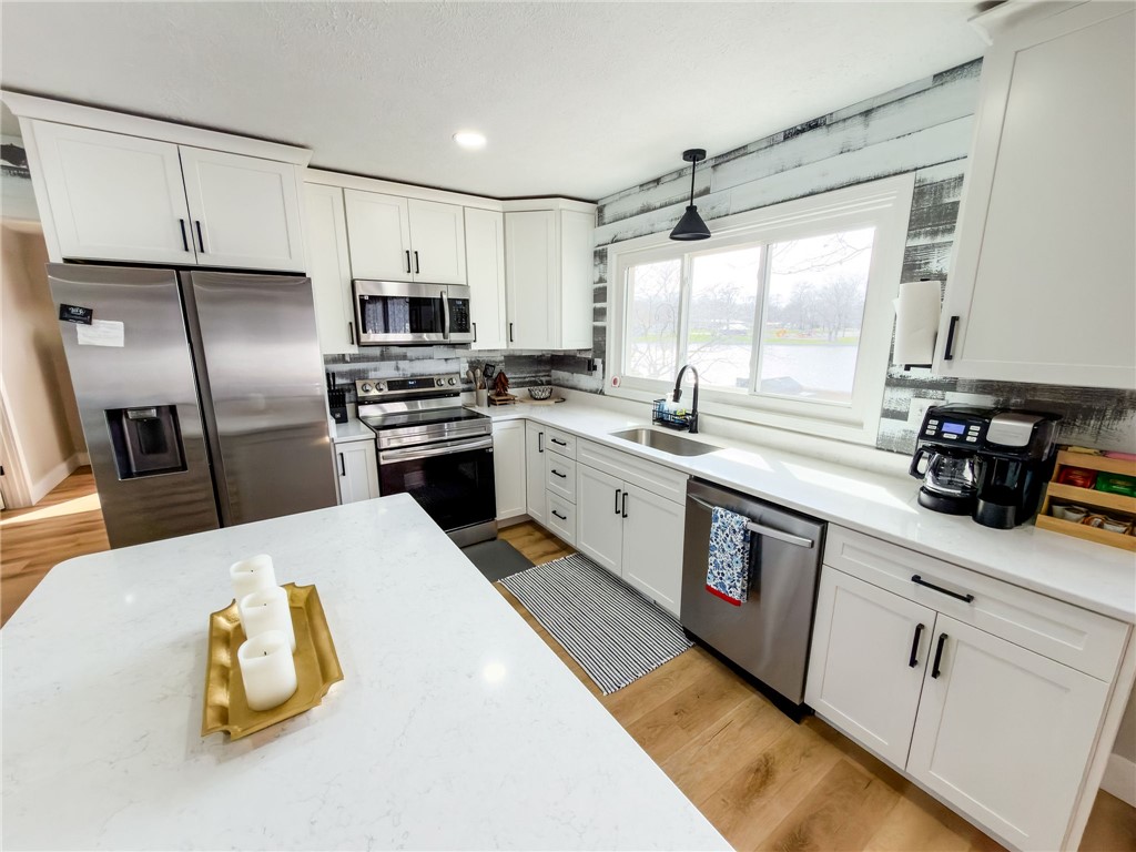 7 Circle Drive Property Photo 9