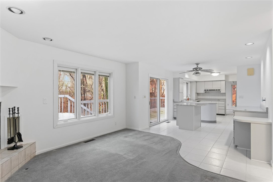 1203 Lakeridge Court Property Photo 8