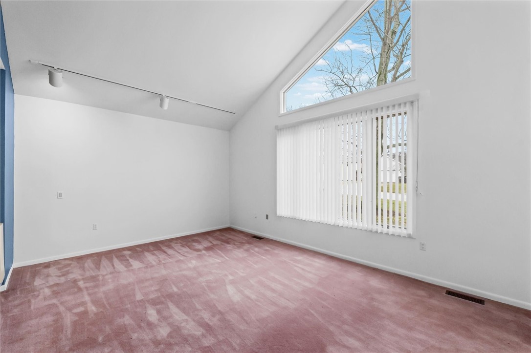 1203 Lakeridge Court Property Photo 18