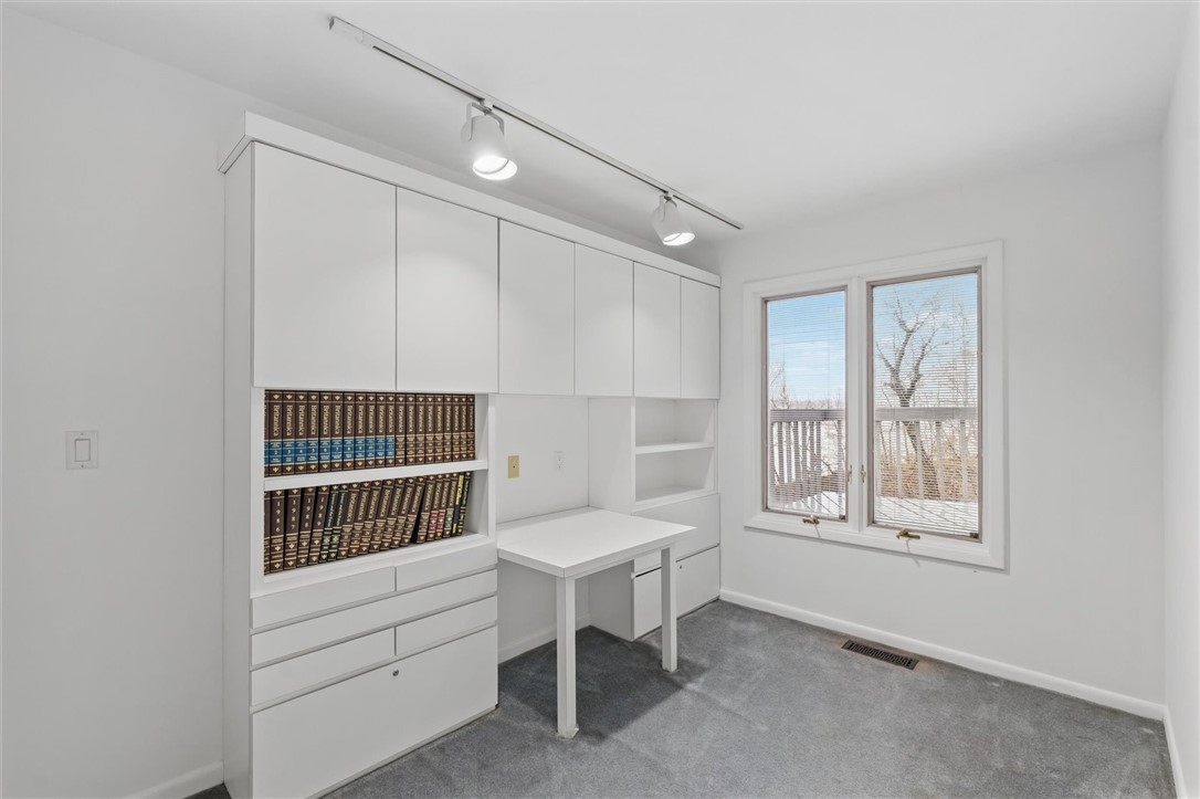 1203 Lakeridge Court Property Photo 19