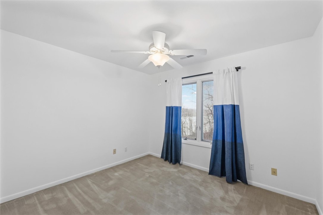1203 Lakeridge Court Property Photo 32