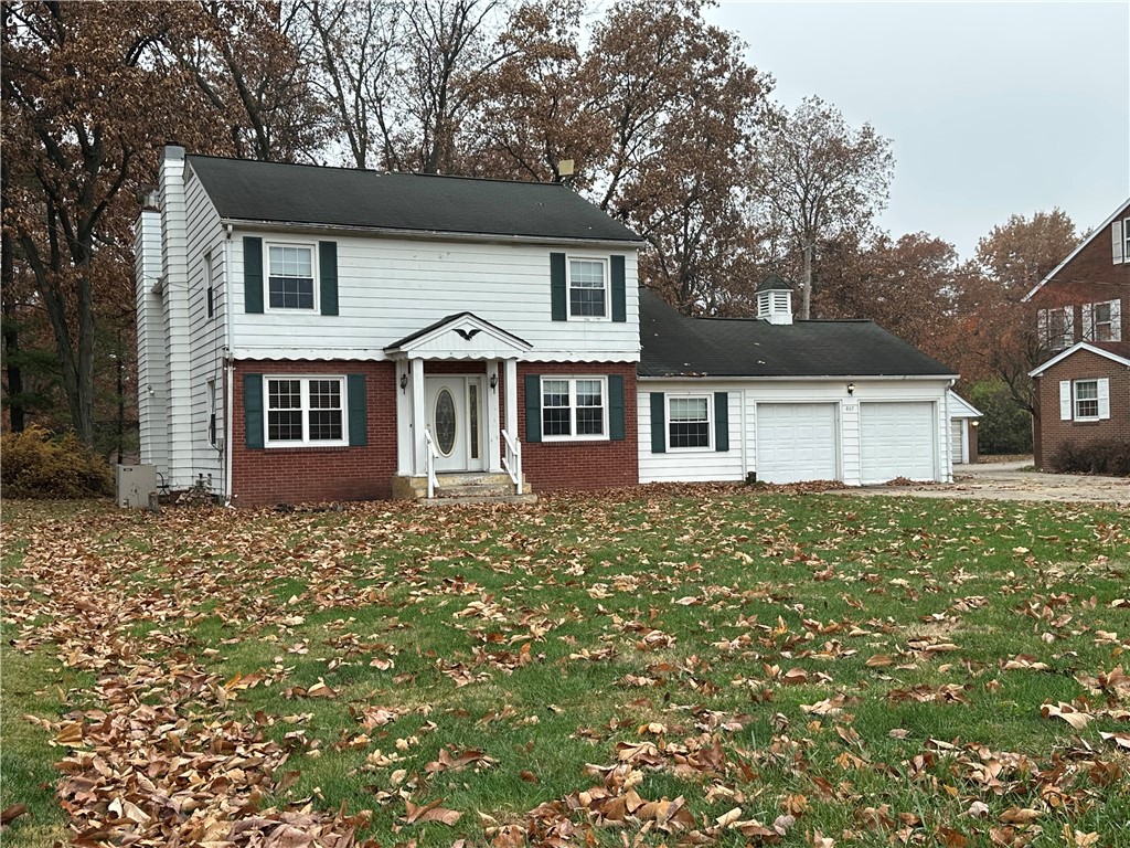 807 N Keller Drive Property Photo 1