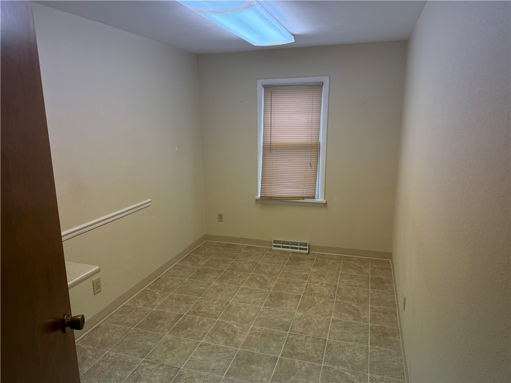 512 Maple Street Property Photo 12