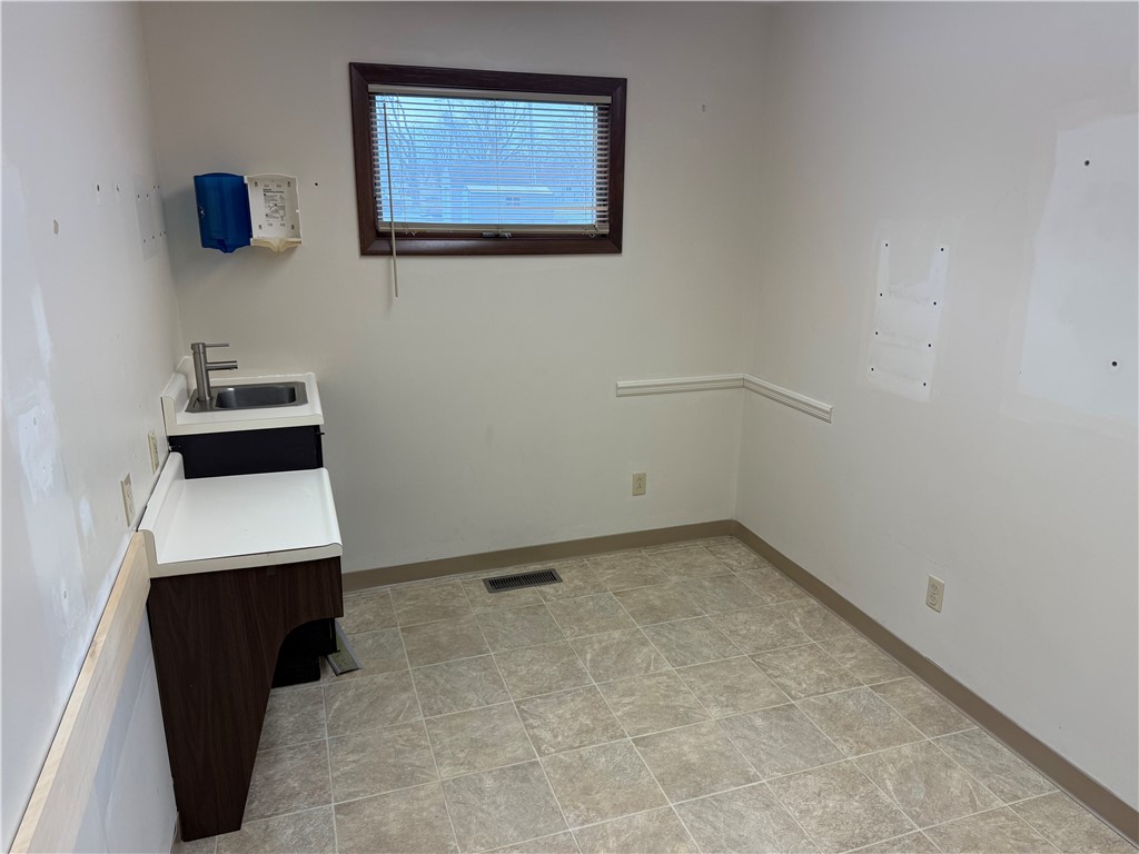 512 Maple Street Property Photo 13