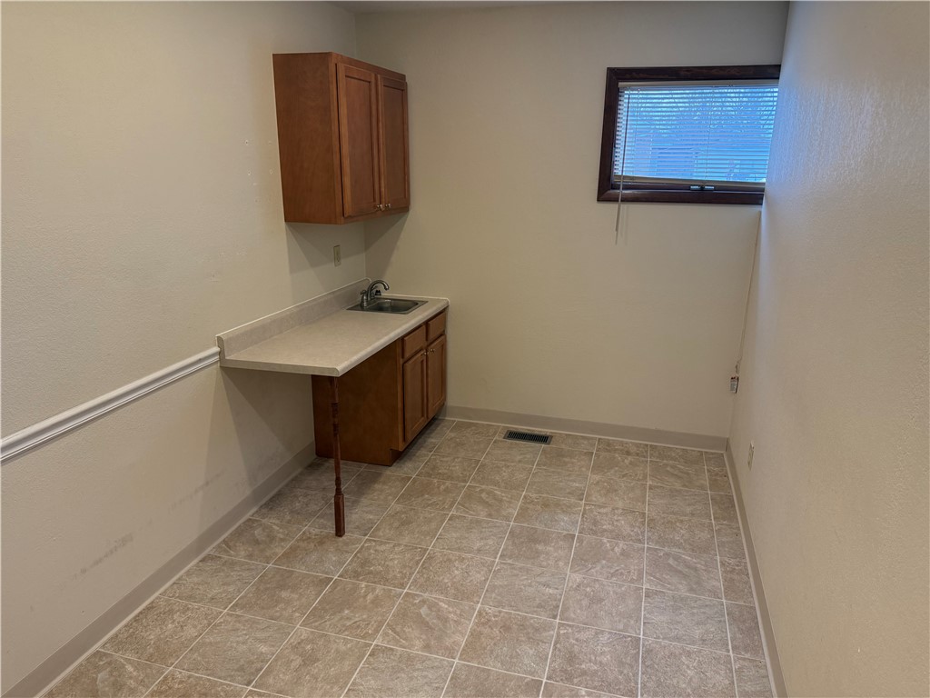 512 Maple Street Property Photo 16
