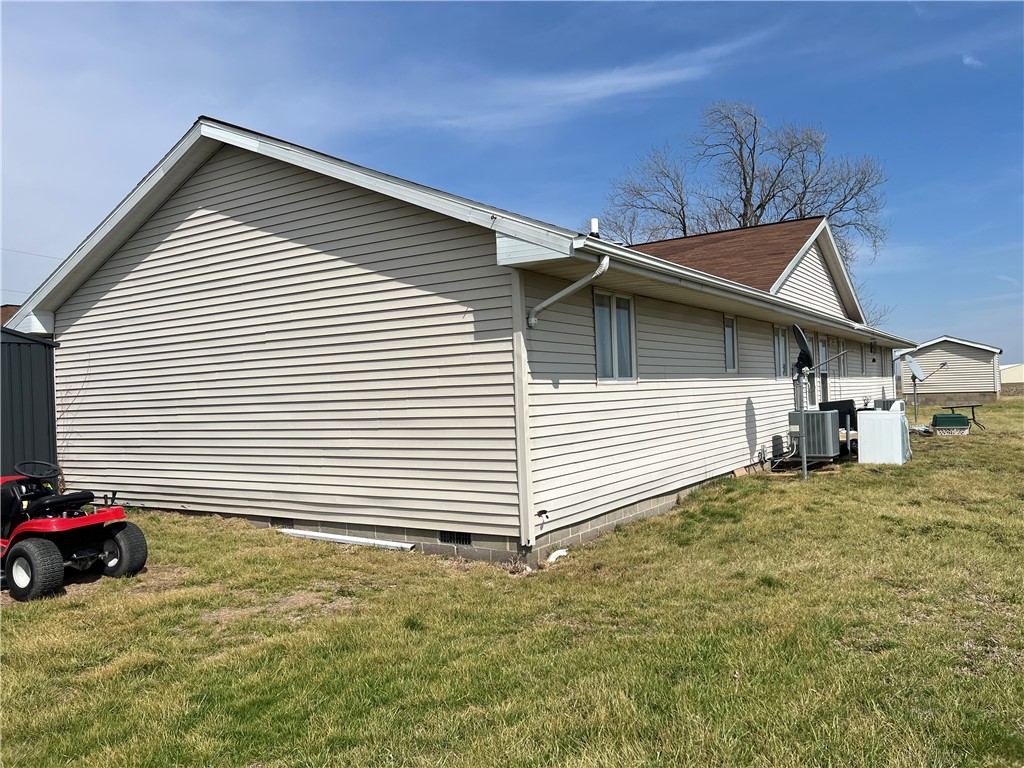 22654 E County Road 1050 N Property Photo 2