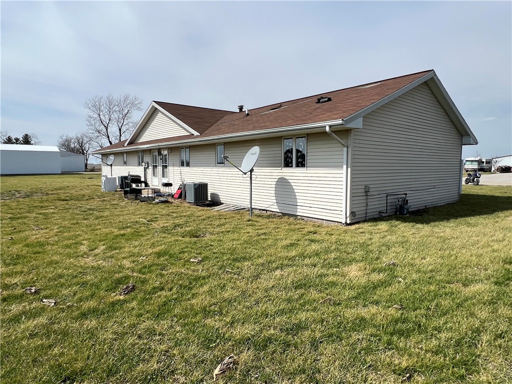 22654 E County Road 1050 N Property Photo 4