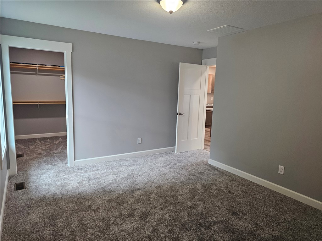 107 S Illinois Street Property Photo 11
