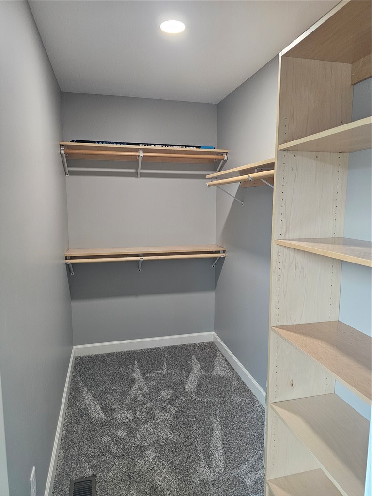 107 S Illinois Street Property Photo 14