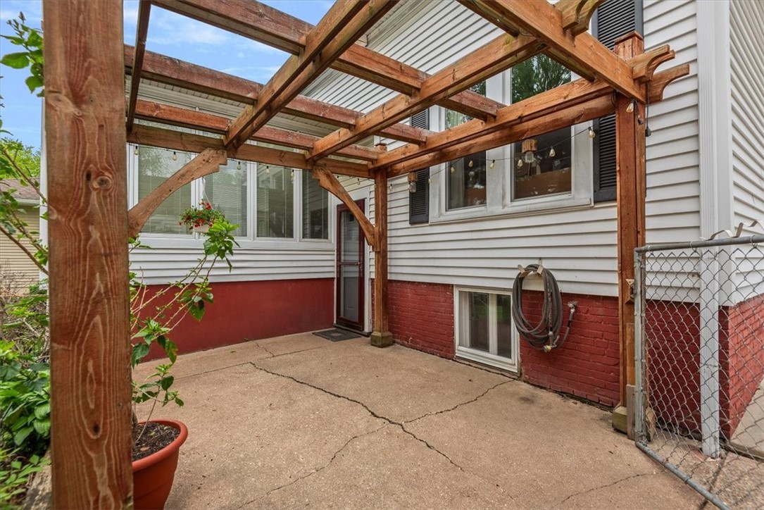 305 S Spruce Street Property Photo 40