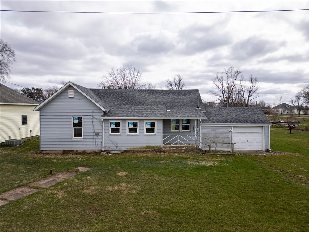 106 W South Street Property Photo 1