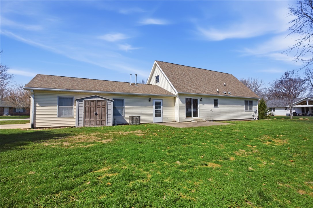 14326 E Persimmon Avenue Property Photo 6