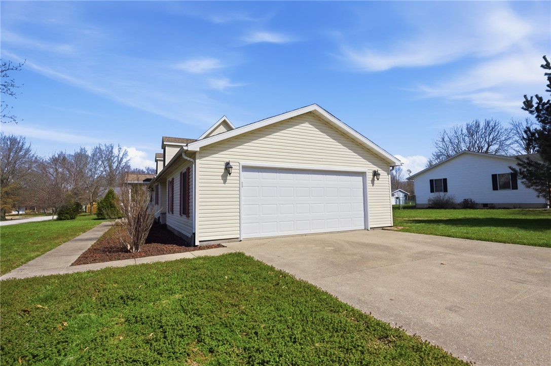 14326 E Persimmon Avenue Property Photo 7