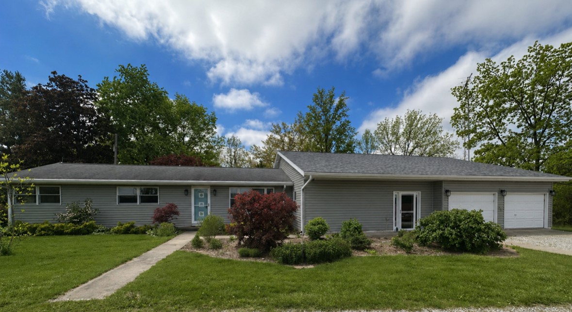 18728 Us Highway 36 Property Photo 1
