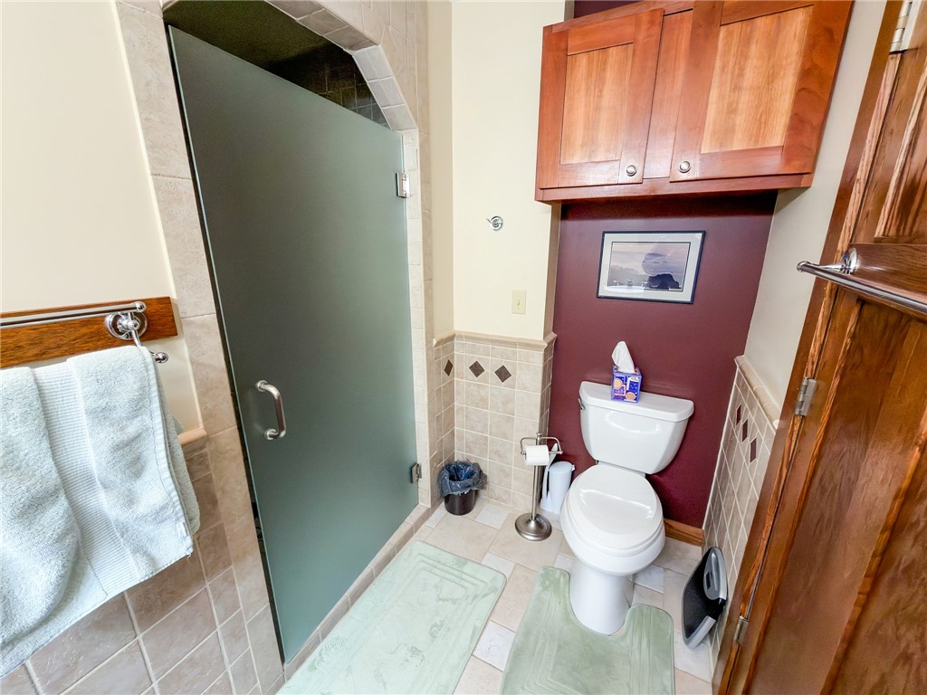 906 Ash Street Property Photo 16