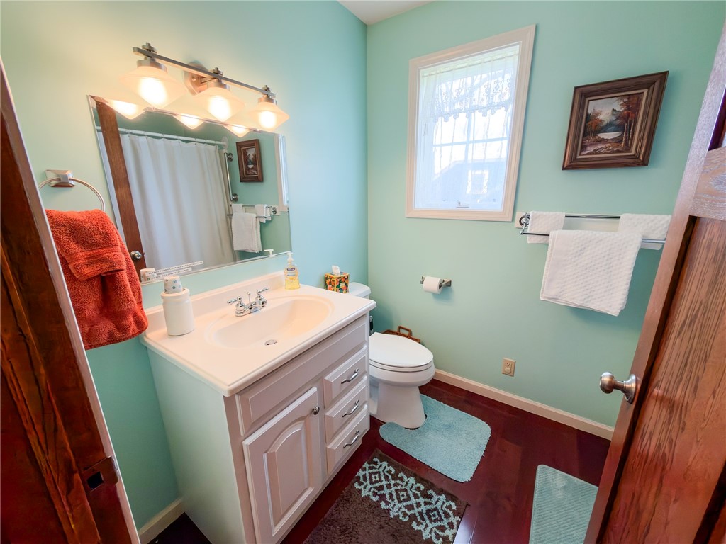 906 Ash Street Property Photo 22