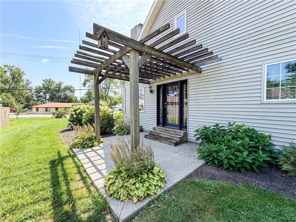 906 Ash Street Property Photo 29