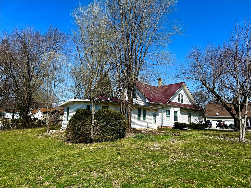 105 Randall Street Property Photo 6