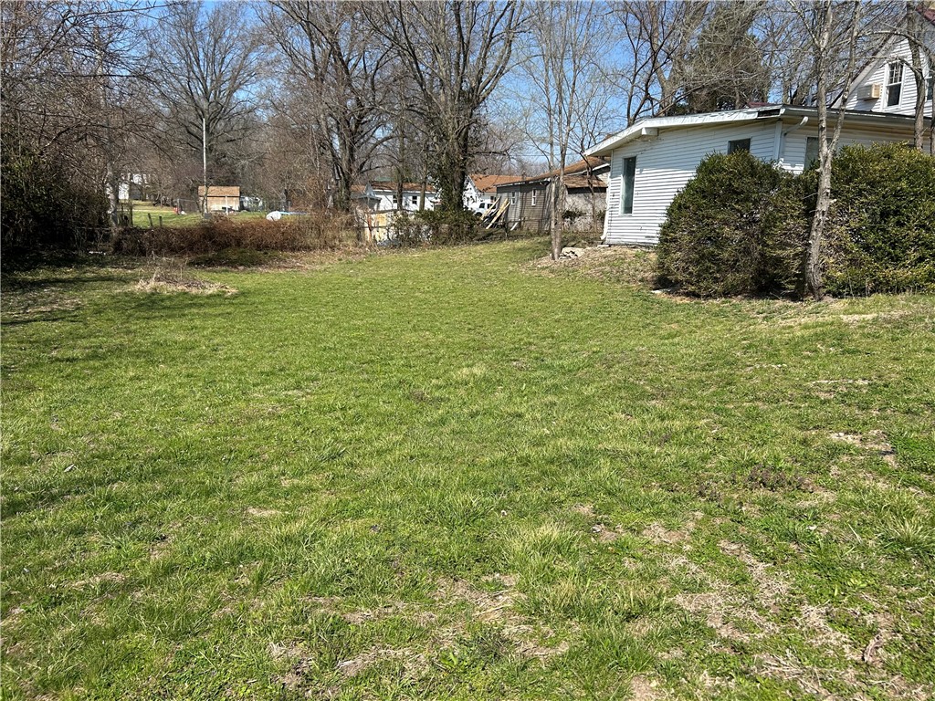 105 Randall Street Property Photo 7