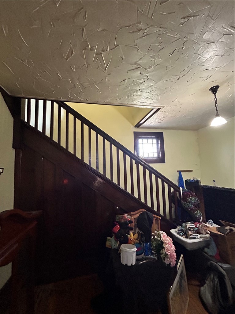 105 Randall Street Property Photo 10