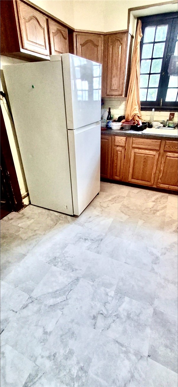 105 Randall Street Property Photo 13