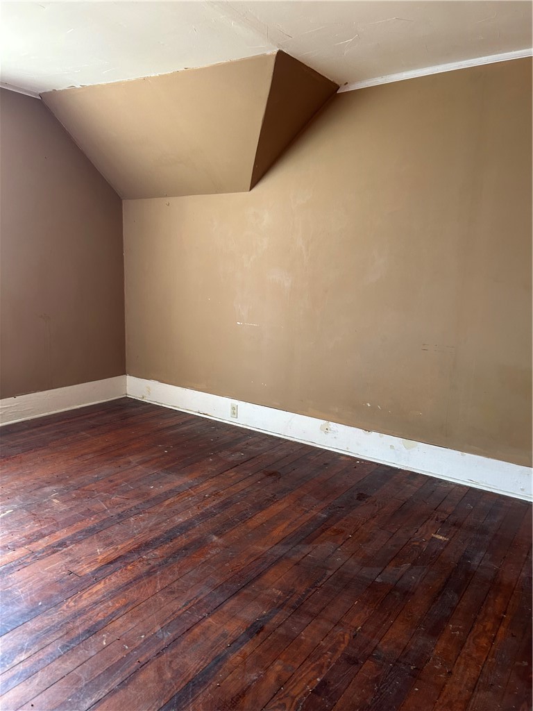 105 Randall Street Property Photo 17