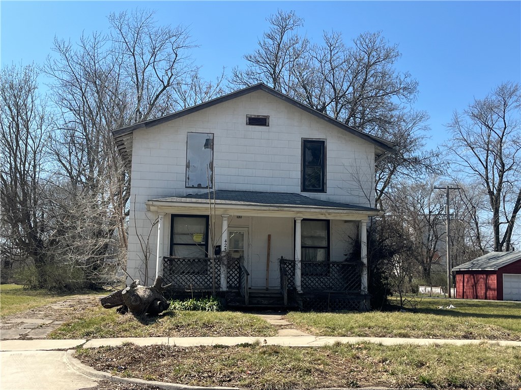 423 Webster Street Property Photo 2