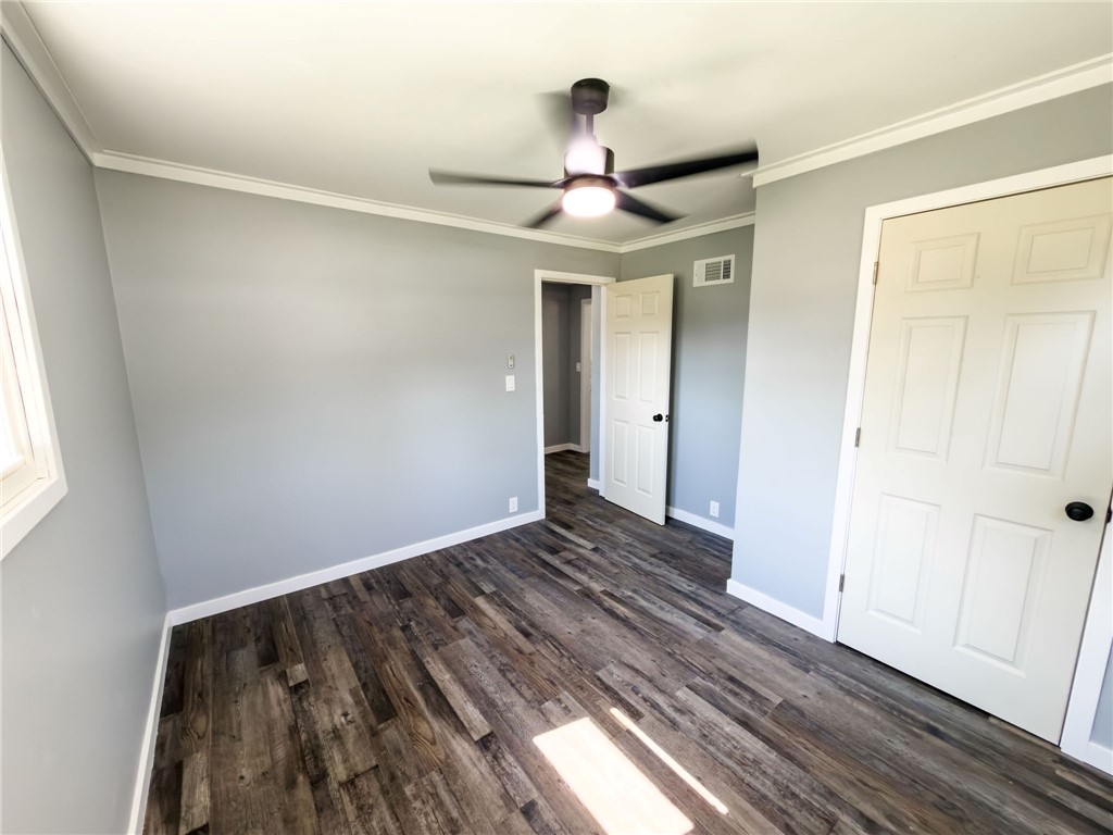 507 E Market Street Property Photo 24