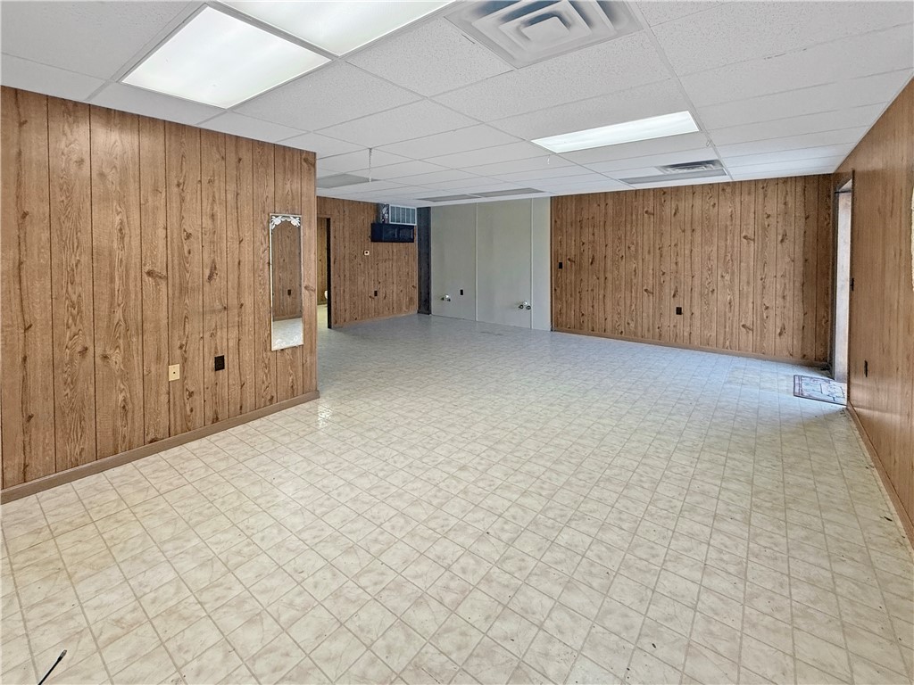 104 S Central Avenue Property Photo 17