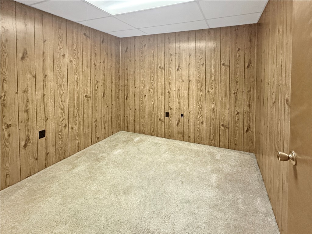 104 S Central Avenue Property Photo 18