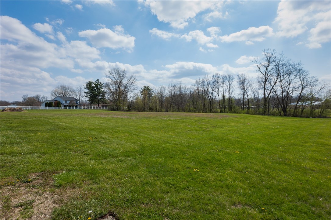 2300 Hoffman Drive Property Photo 13