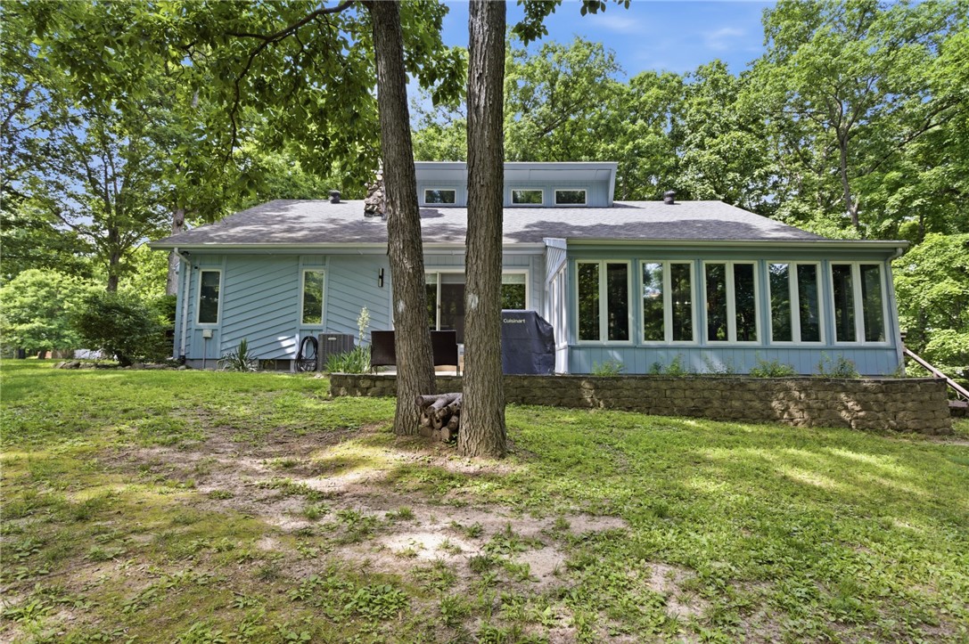 16480 Briarwood Drive Property Photo 2