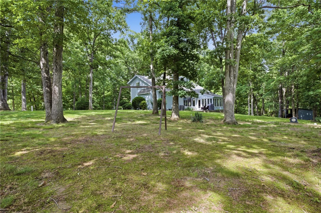 16480 Briarwood Drive Property Photo 5