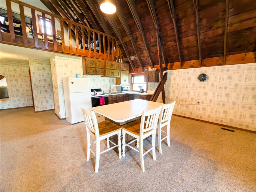 1504 E Main Street Property Photo 8
