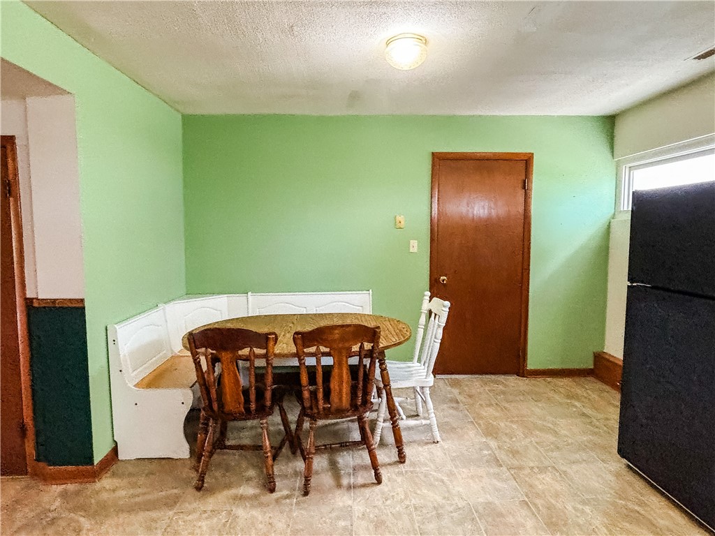 1504 E Main Street Property Photo 20