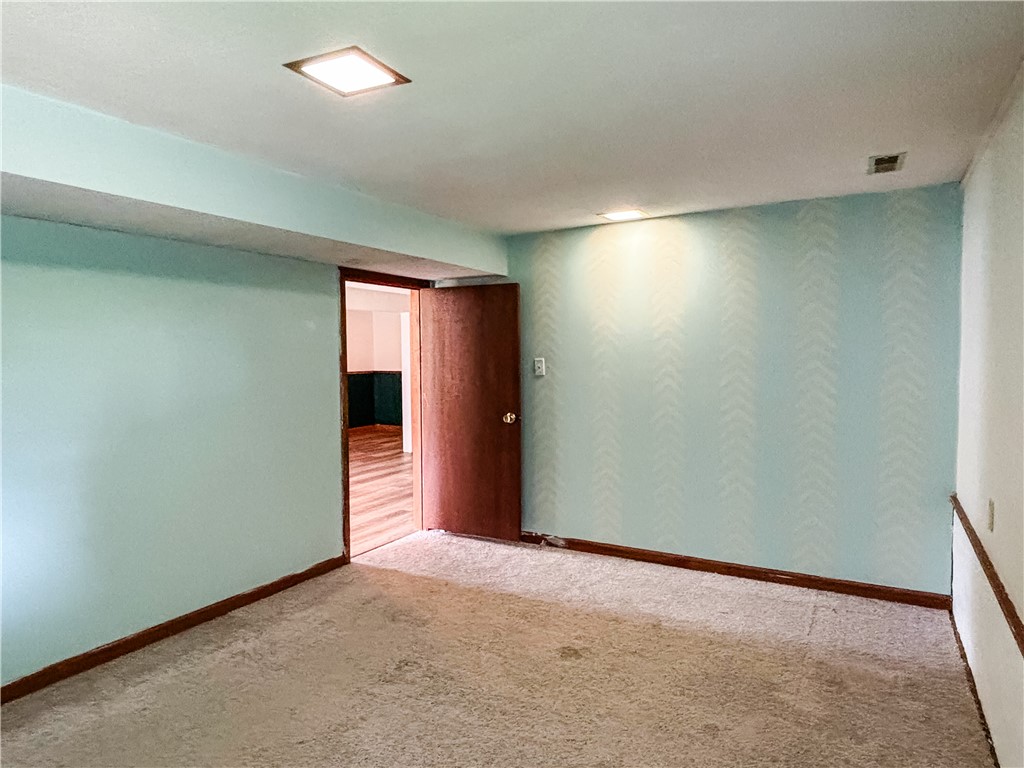1504 E Main Street Property Photo 22