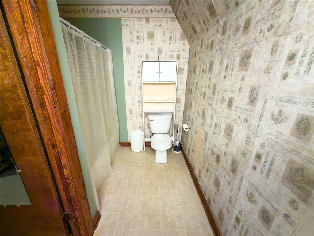 1504 E Main Street Property Photo 29