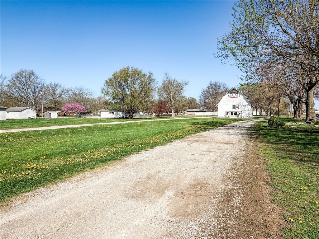 1504 E Main Street Property Photo 32