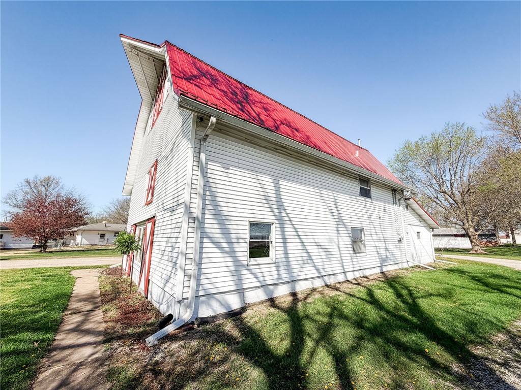1504 E Main Street Property Photo 36