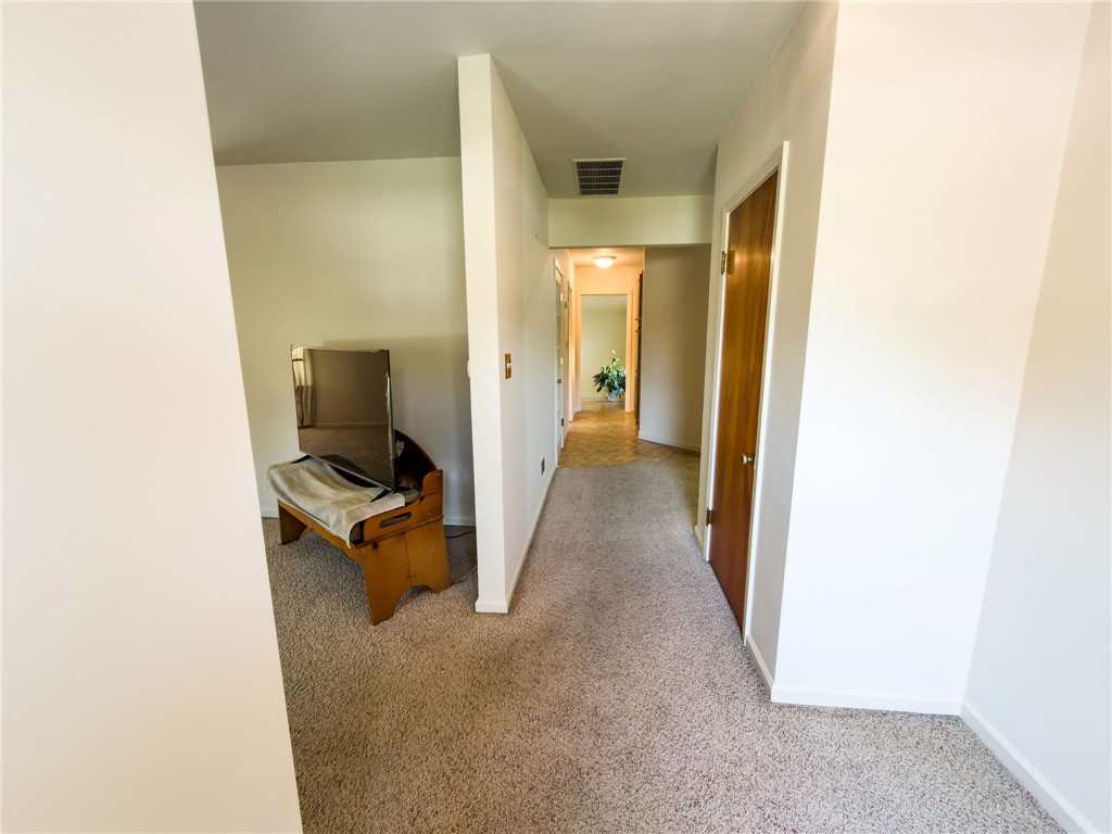 701 N Allen Street Property Photo 8