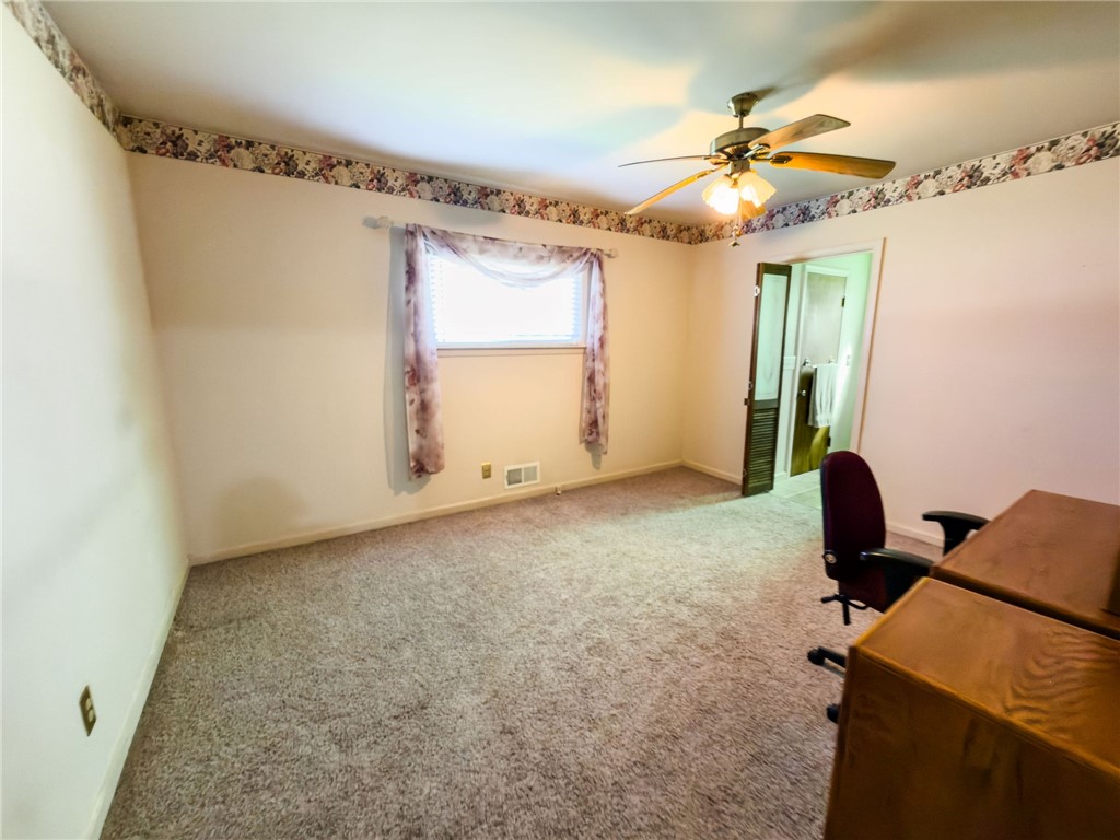 701 N Allen Street Property Photo 17