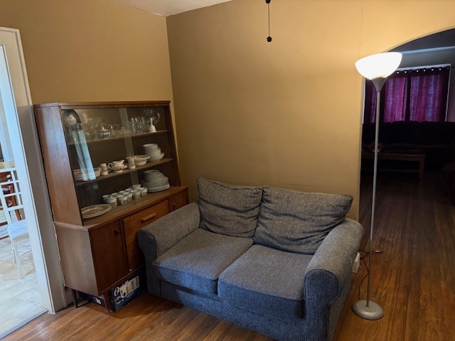 1027 N Griffin Street Property Photo 5