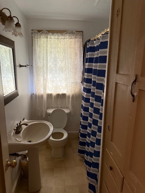 1027 N Griffin Street Property Photo 13