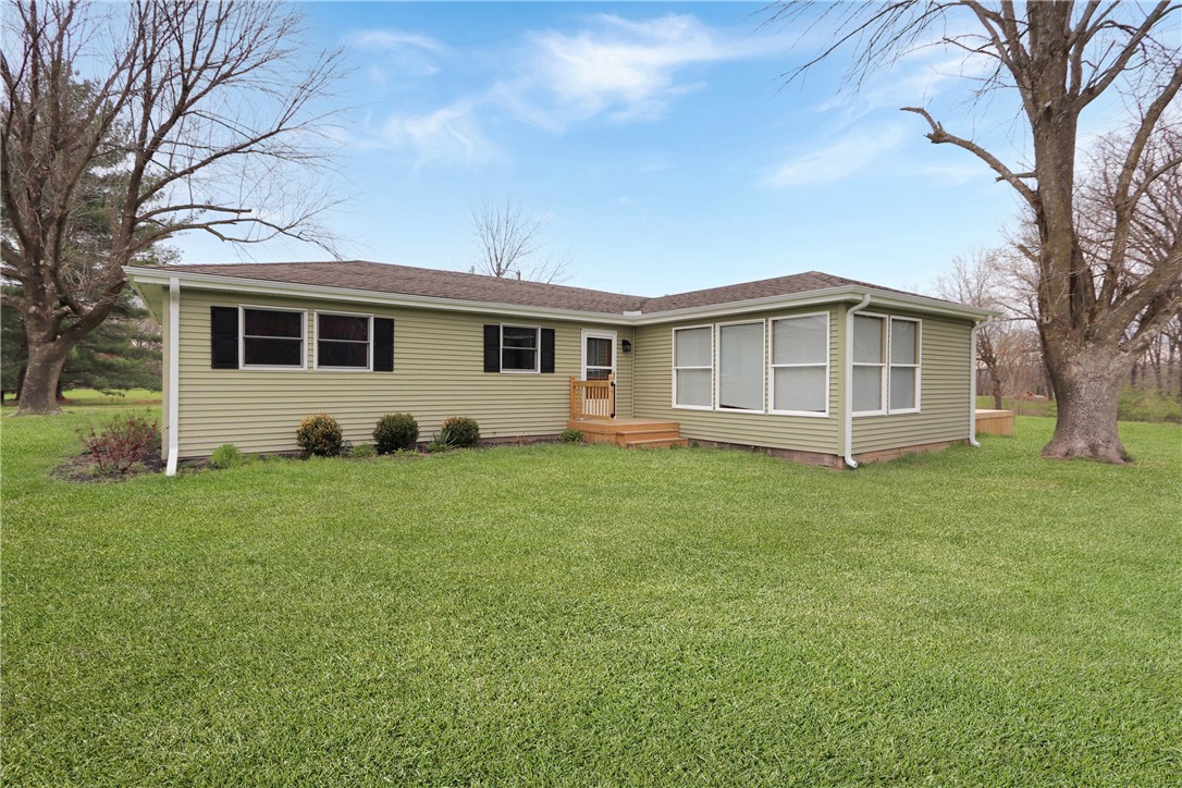 1166 County Road 1900e Property Photo 1