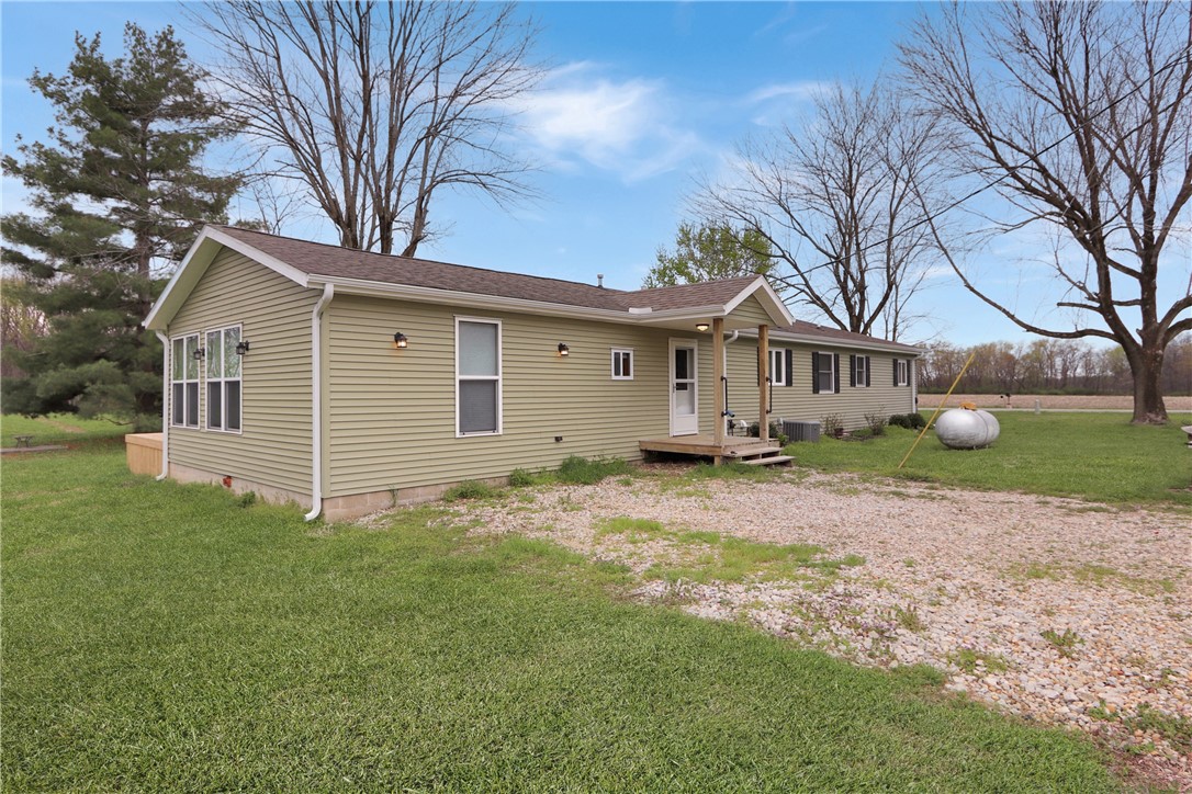 1166 County Road 1900e Property Photo 2