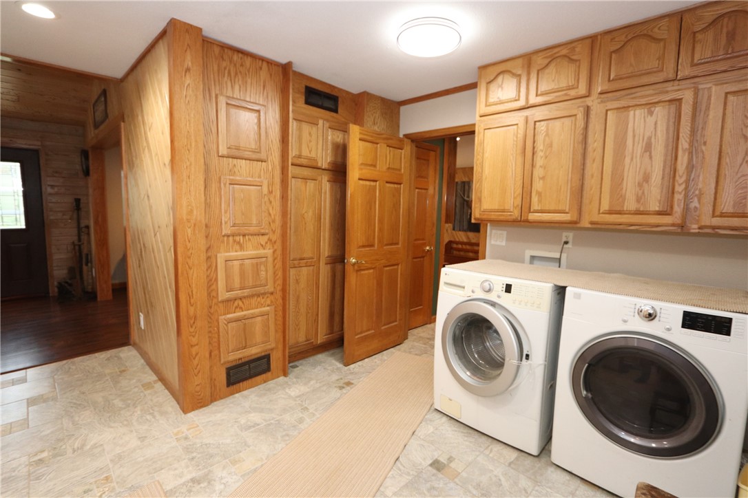 1166 County Road 1900e Property Photo 9