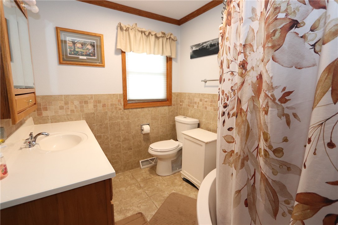 1166 County Road 1900e Property Photo 14