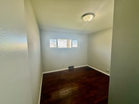 1425 S Fairview Avenue Property Photo 7