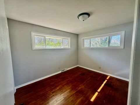 1425 S Fairview Avenue Property Photo 8