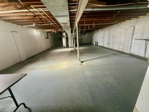 1425 S Fairview Avenue Property Photo 12
